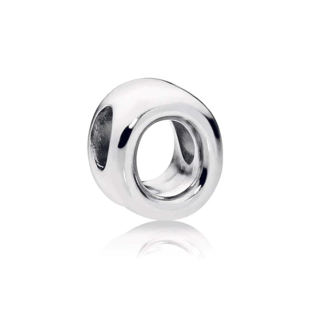 Pandora Moments Letter O silver charm